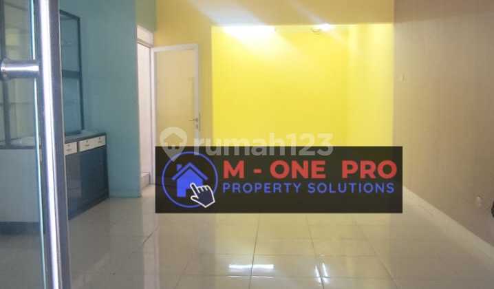 For Sale: Ready-to-Occupy Shop House on Main Road in Citra Raya, Tangerang 2