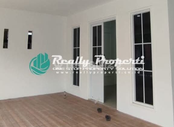 Disewakan dan Dijual Rumahsudah Renovbagus dan Bersih di Kemang 2