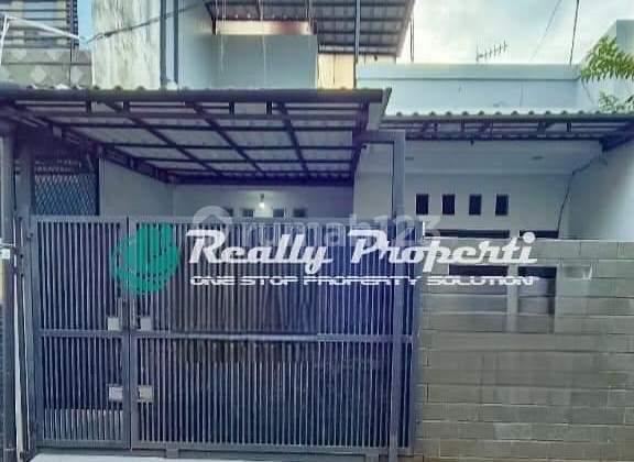 Disewakan Rumah 2 Lantai dalam komplek di jatibening baru Bekasi 1