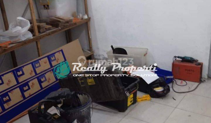 Disewakan Tempat Usaha lokasi  bagus pinggir jalan di Jaticempaka 5