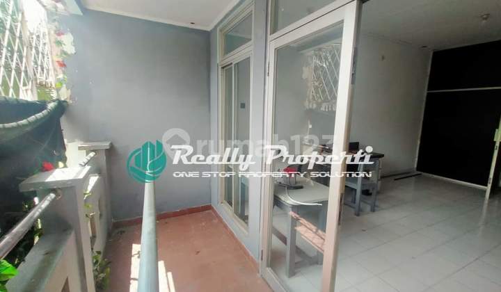 Dijual Ruko 2 ¹/² Lantai  lokasi Strategis di Sakura Regency  Jatiasih 9