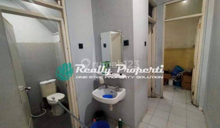 Dijual Ruko 2 ¹/² Lantai  lokasi Strategis di Sakura Regency  Jatiasih 13