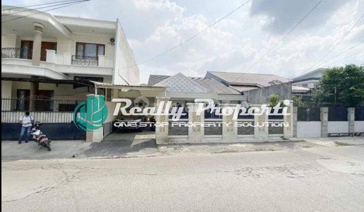 Dijual Rumah Modern Minimalis Strategis di Jatiwaringin Bekasi 1