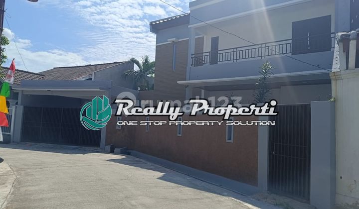 Disewakan Rumah 2 Lantai Sudah Renov Strategis Dekat Tol Di Jaticempaka 2