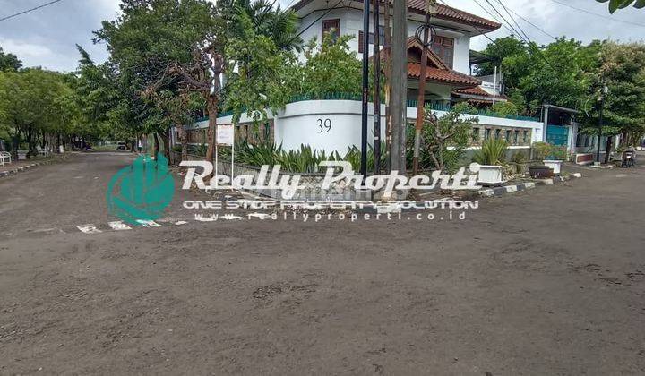 Dijual Rumah Hook Luas Dan Strategis Di Komplek Bulog Jatimelati  2