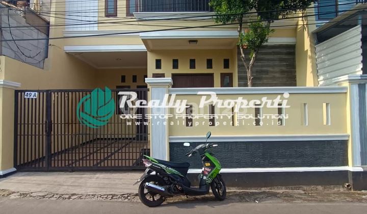 Disewakan Rumah 2 Lantai Pinggir Jalan Di Jaticempaka Bekasi Rumah 1