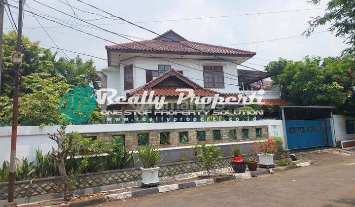 Dijual Rumah Hook Luas Dan Strategis Di Komplek Bulog Jatimelati  1