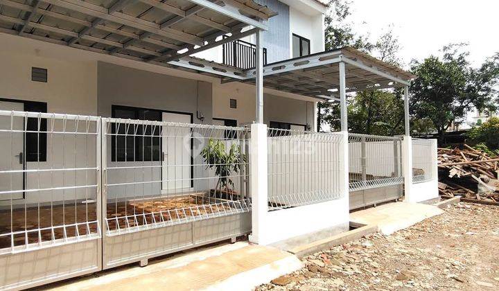 Disewakan Rumah Baru Bangun Dalam Kavling 2 Lantai Di Cikunir 2