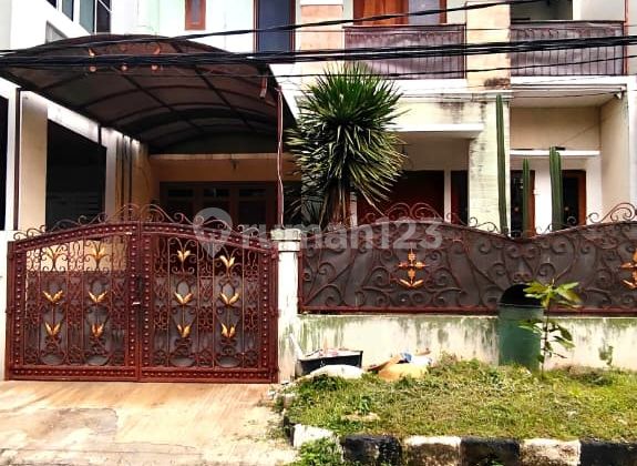 Disewaan Rumah 2 Lantai Dalam Cluster Dekat Lrt 1