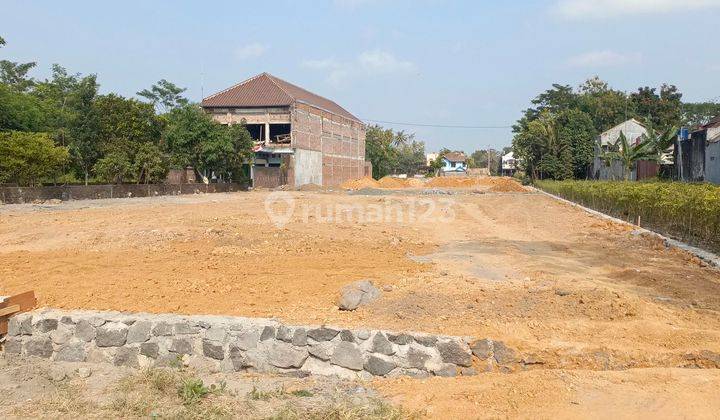 RUMAH TERMURAH 300M SELATAN POLSEK GODEAN 1