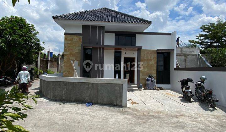 RUMAH DI BERBAH DEKAT KOYA,TIMUR BLOK O 1