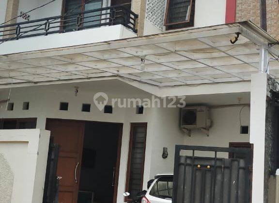 Rumah Di Kavling Iip Di Jl. Kalimulya Depok 1