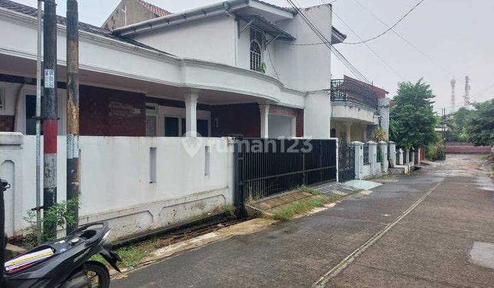 Rumah 2 Lantai di Perumahan Bukit Cengkeh Depok 2