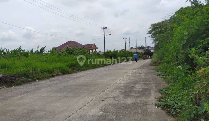 Tanah komersial siap bangun di Deltamas  Cikarang pusat Jawa barat.  1