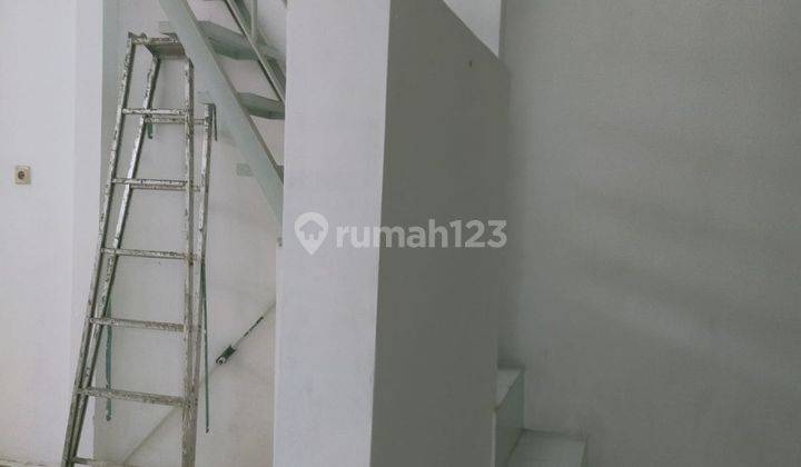 Rumah 1 Lantai, Dalam Perumahan, Jalan Solo  2