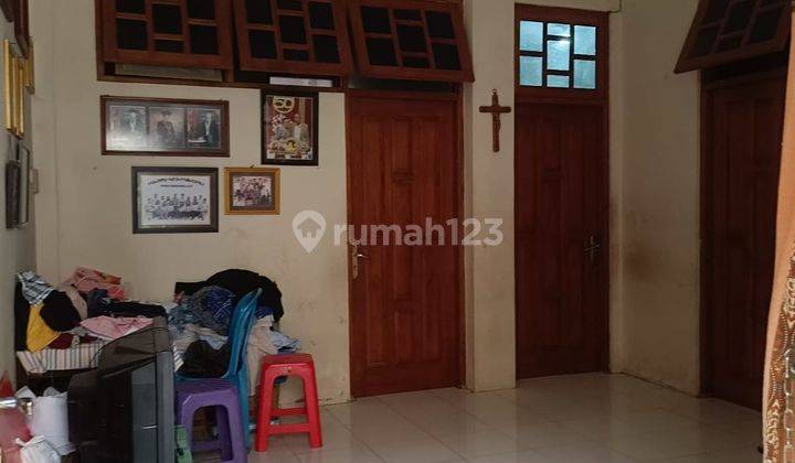 Rumah Strategis di Jalan Solo  2