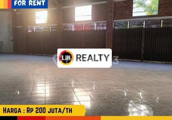 Warehouse or Shop House