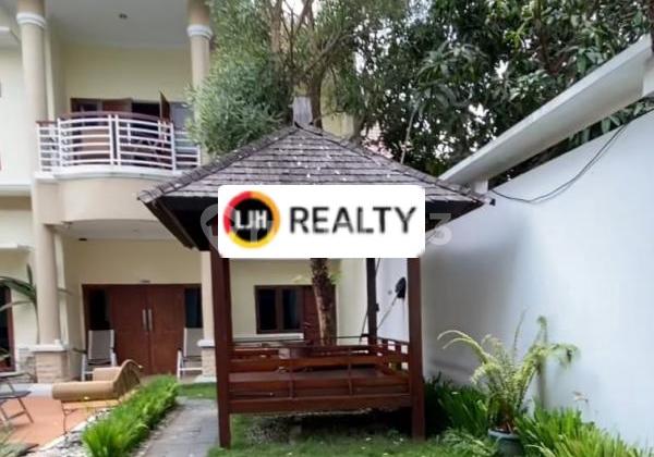 For Quick Sale Villa Near The City 2