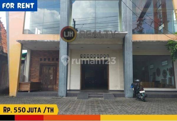 Ruang usaha 2 lantai sangat strategis di jalan solo yogyakarta 1