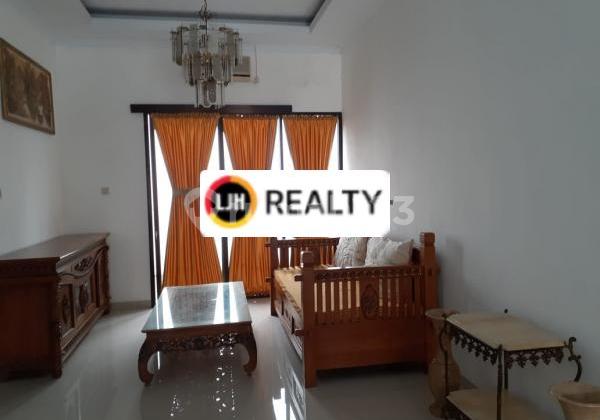 1-Story House in the Solo-Yogyakarta Road Housing Complex 2