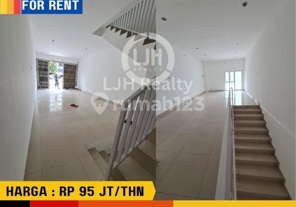 Ruko di Per Empat An Seturan.