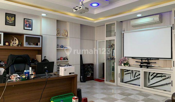 Di Jual Gudang Dan Kantor Lippo Cikarang Lt 1.299m SHM  2