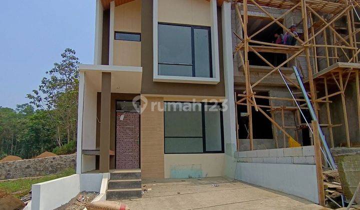 Rumah Mezanin Rasa 2 Lantai di Padalarang Dekat Kota Baru  1