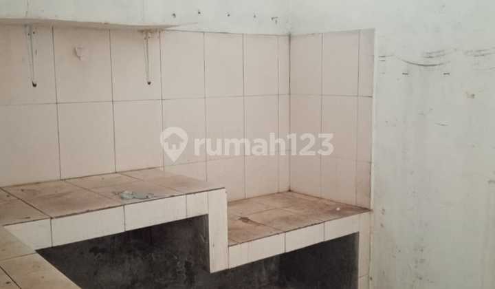 Disewakan Ruko 3 Lt Strategis Siap Huni di Area Pringgading Semarang 2