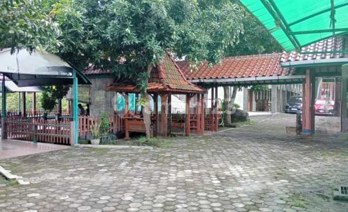 Jual Tanah dan Bangunan Eks Resto, di Area Strategis Pinggir Jalan Raya Kedungmundu 1