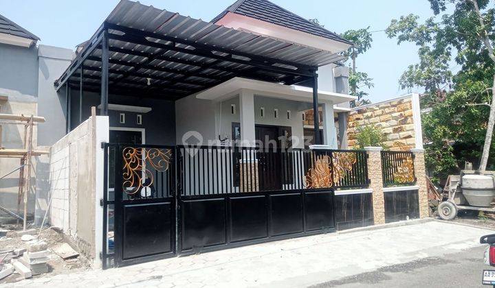 Rumah Mewah Siap Huni Strategis Timur Kuliner Tengkleng Gajah Jl Kaliurang Km.9 2