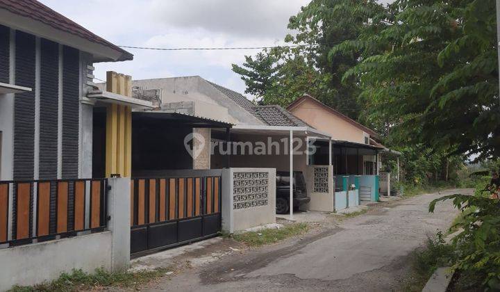 Rumah murah siap huni strategis di Ambarketawang Sleman  2