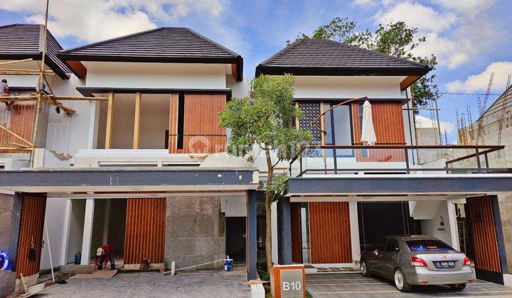 Rumah mewah 2 lantai super strategis lokasi premium dekat kampus2 ternama dan pusat bisnis Jogja  2