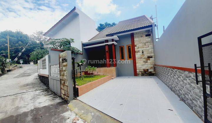 Rumah mewah siap huni di Maguwo Harjo dekat RS Hermina  1