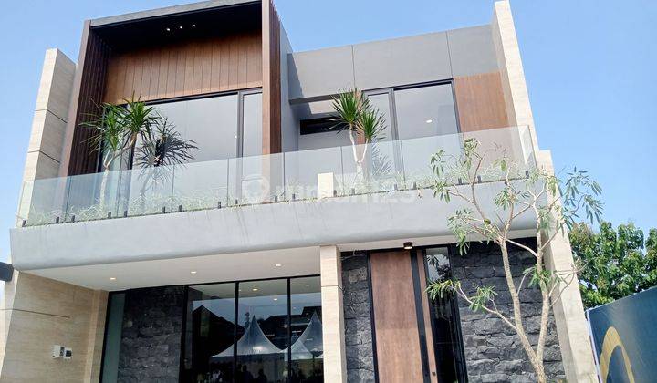 Rumah mewah 2 lantai strategis premium dekat kampus UGM dan Mall Jogja  2