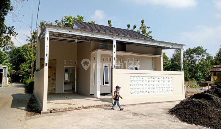 Rumah Siap Huni Strategis Dekat Jl Godean Km.9 1