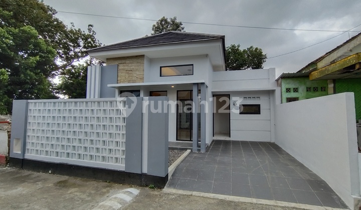 Rumah Siap Huni Dekat Dowa Jl Godean Km.7,5 Rumah Siap Huni Dekat Dowa Jl Godean Km.7,5