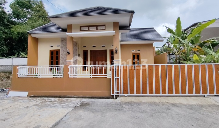 Rumah Siap Huni Barat Pasar Cebongan