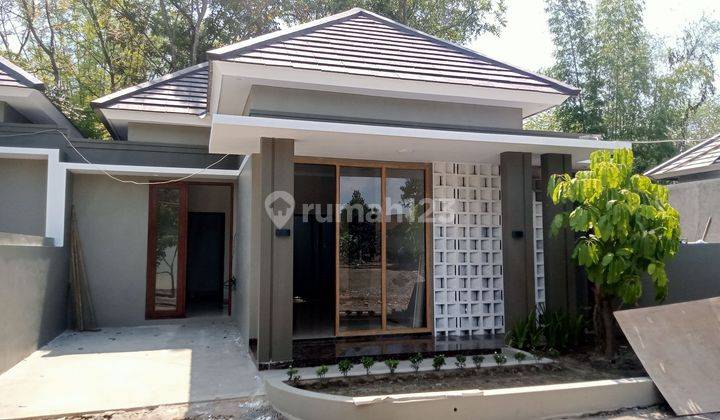 Rumah Cantik Siap Huni Dan Progress Bangun Termurah Di Purwomartani 1