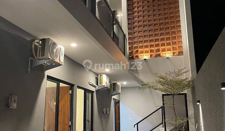 Kos Ekslusive Full Furnished Strategis  Dekat Kampus UII Terpadu Jakal 2