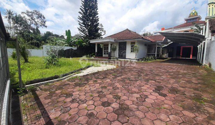 Jual Murah Tanah Bonus Rumah Strategis Dekat Pasar Stan Maguwoharjo  2