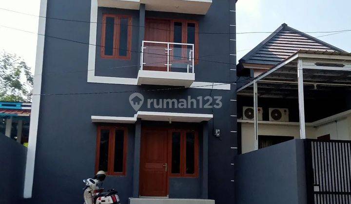 Rumah Murah 2 Lantai Strategis Dekat Kampus UII Jakal 1