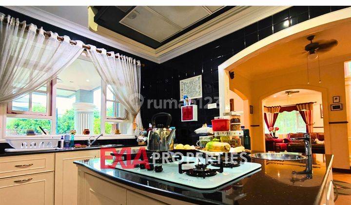 Rumah Hook 2 Lantai Ala Villa Rosedale Batam Furnished 655m2 2