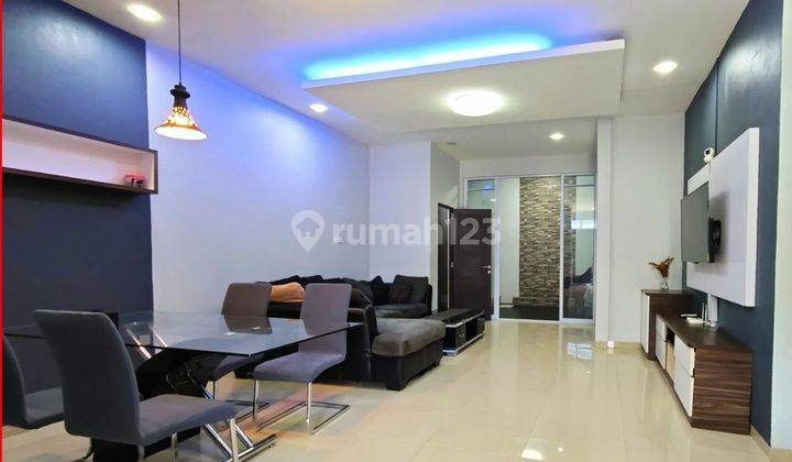 Rumah 1.5 Lantai Bukit Golf Sukajadi Fully Furnished  2