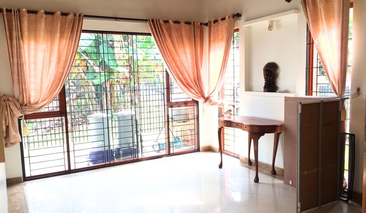 Rumah Mewah 2 Lantai Sukajadi Luas 255 M2 Harga Bagus 2