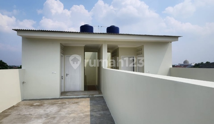 2 New Shophouses Side by Side on Jalan Cirendeu Raya 2 New Shophouses Side by Side on Jalan Cirendeu Raya