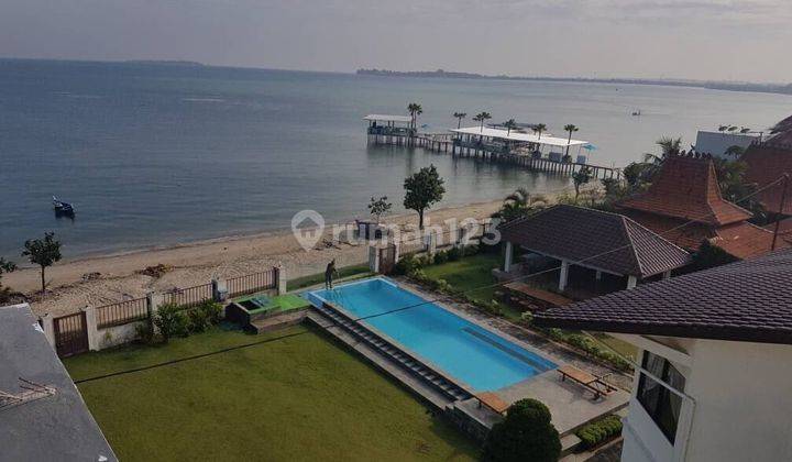 Beautiful Beach Front Apartment Complex For Sale 1