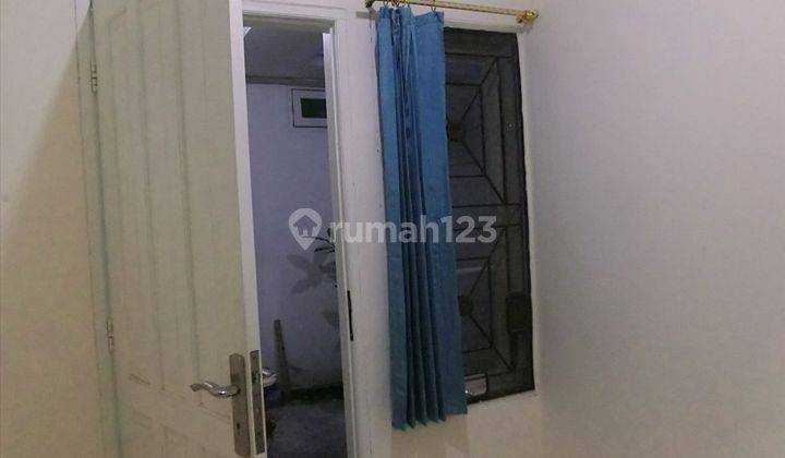 Disewakan rumah cantik Puri Mas Surabaya 9
