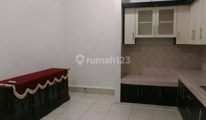 Disewakan rumah cantik Puri Mas Surabaya 13