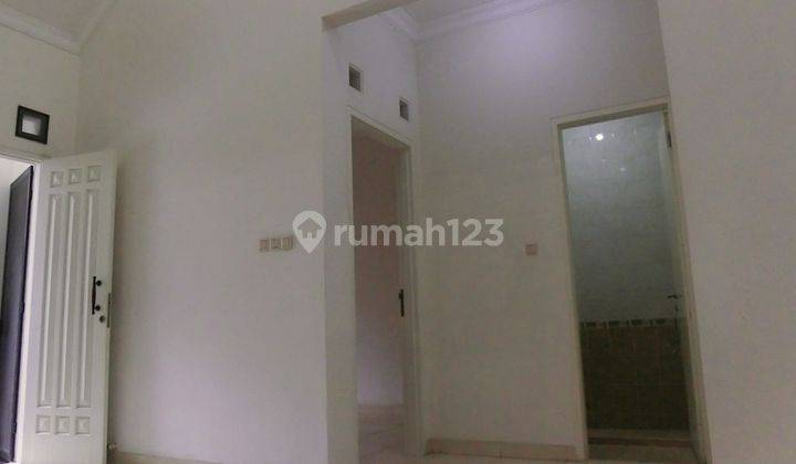 Disewakan rumah cantik Puri Mas Surabaya 14