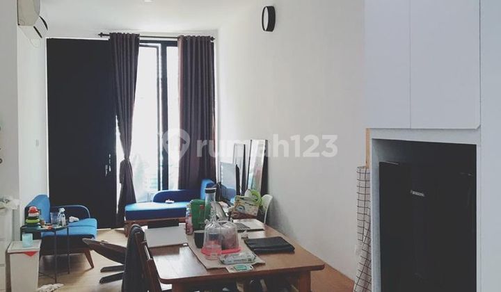 Rumah Minimalist Dekat Bintaro Jaya Sektor 9  2